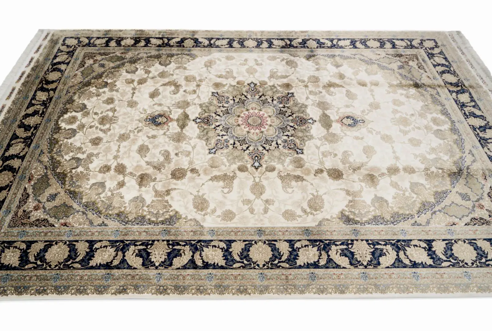 Makine İpek İsfahan Krem Halı ISF04