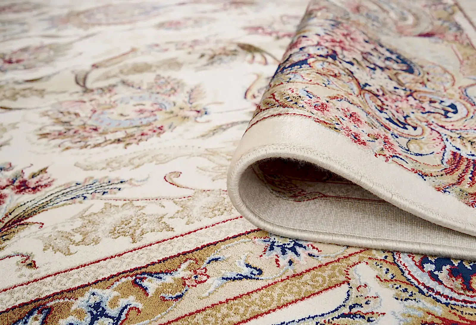 Makine İpek İsfahan Krem Halı ISF01