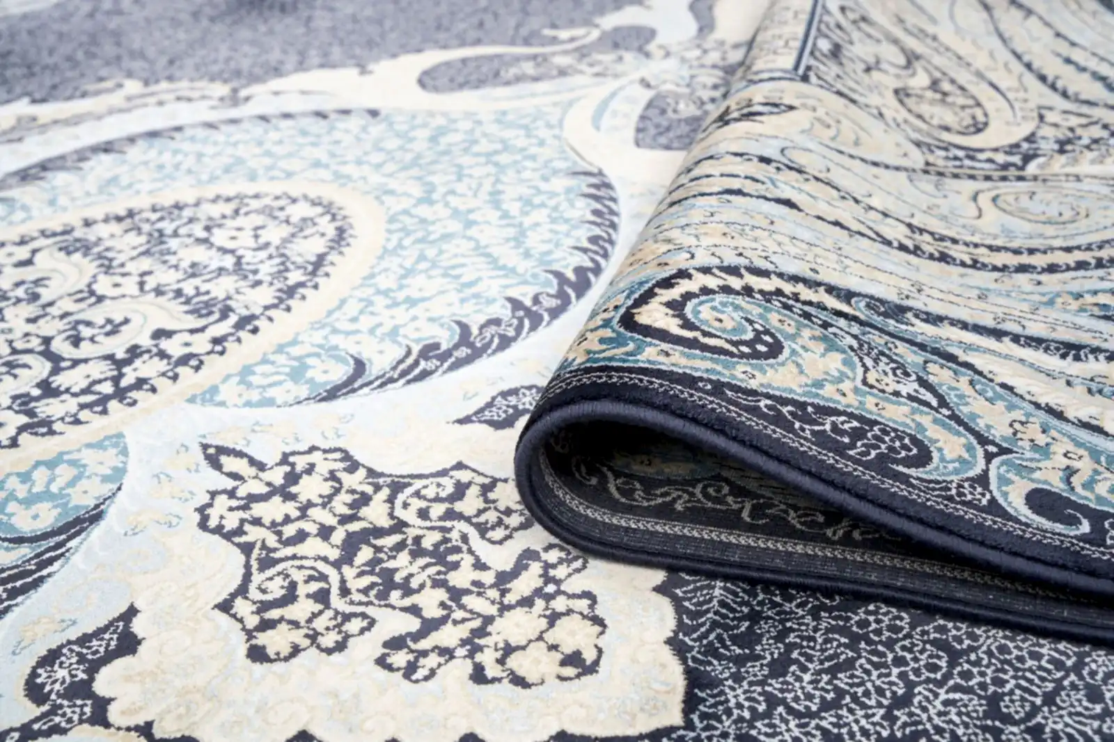 Makine İpek Jumeriah Mavi Halı 6180