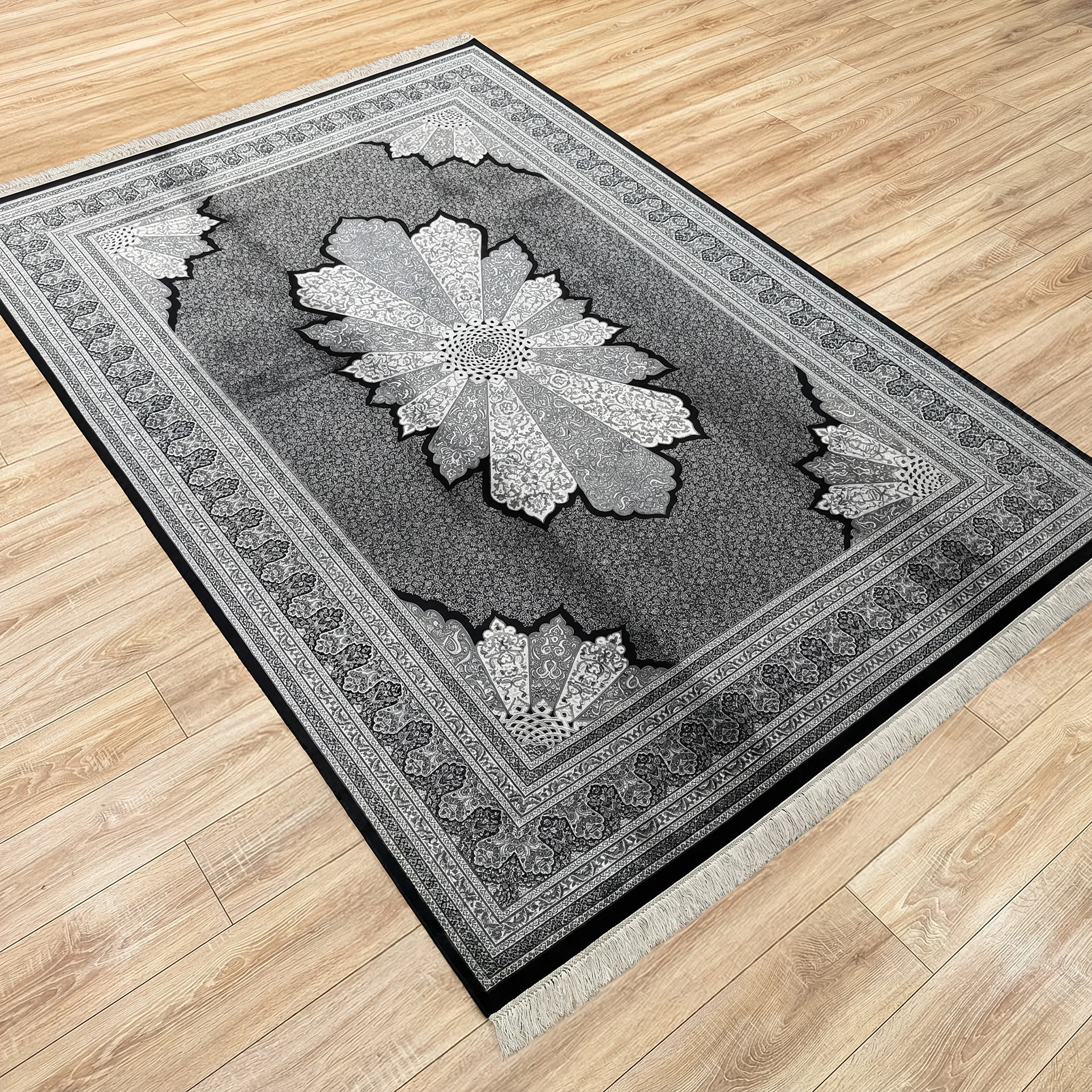 Makine İpek Siyah-Gri Halı 1166D