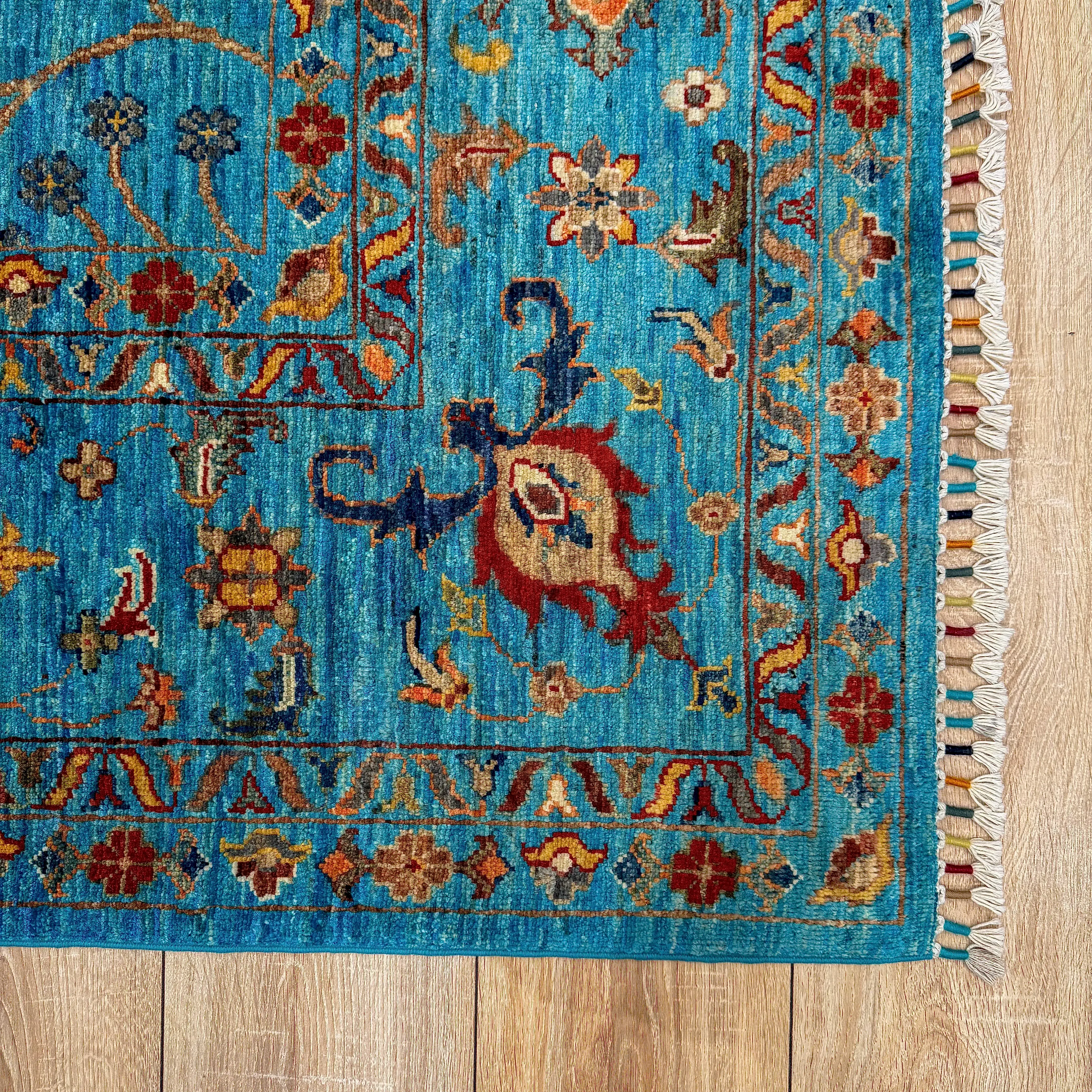 Öğretmenler Halı El Dokuma Mavi Sultani